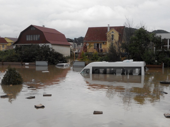 В результате ливней в Сочи затопило жилые дома 5300 человек. 14021.jpeg