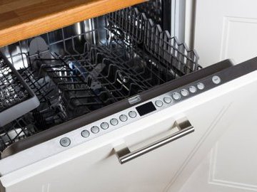 Четыре совета по уходу за посудомоечной машиной